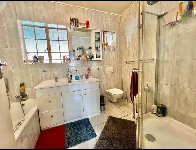 4 BEDROOM HOUSE FOR SALE IN REWLATCH
